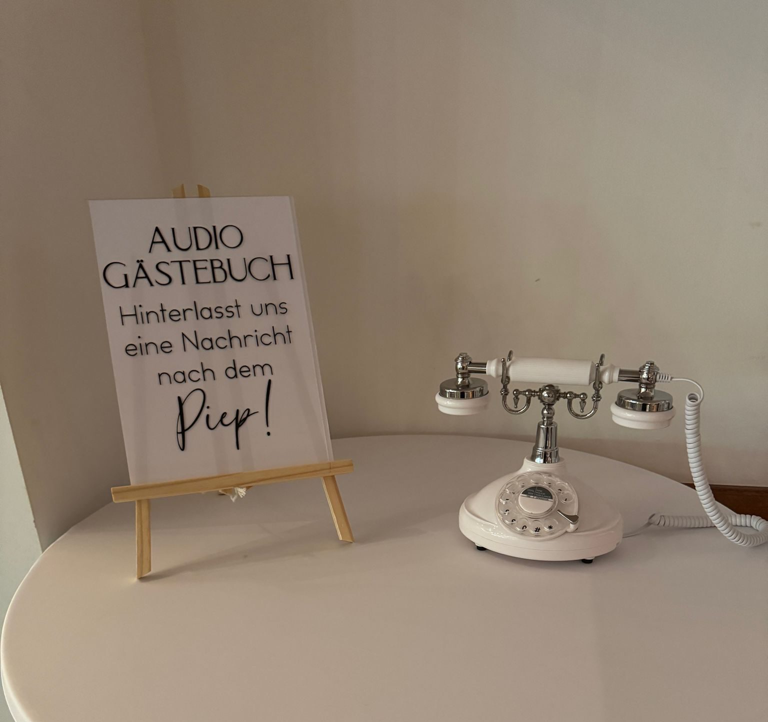 Audiogaestebuch weiß