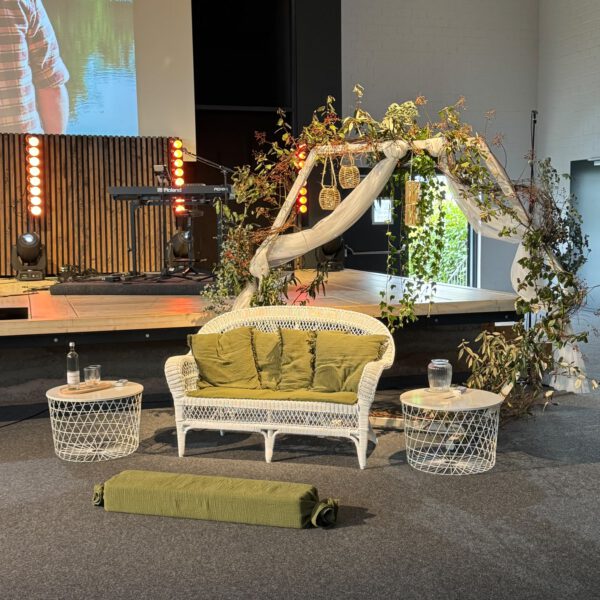 Rattan Sofa weiß